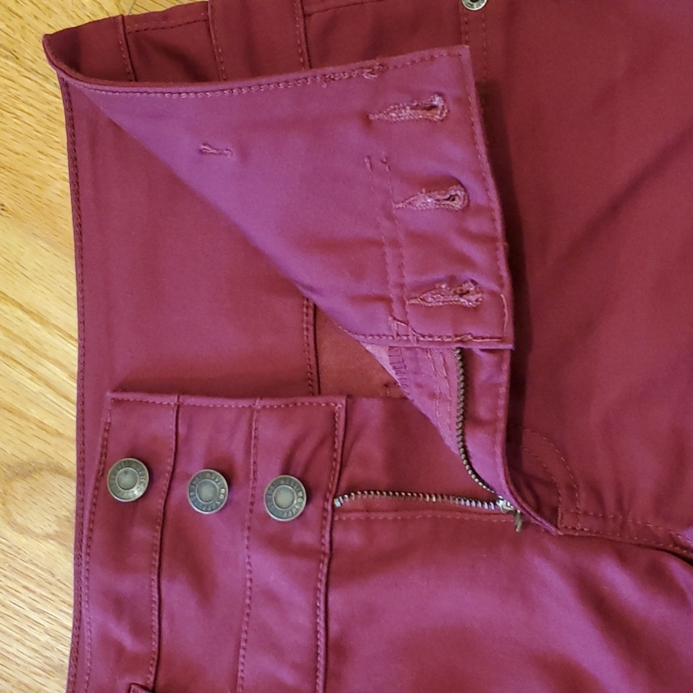 Maroon Garnet Crimson Shorts - Gamecocks, Hokies, Crimson Tide :) - Picture 4 of 7